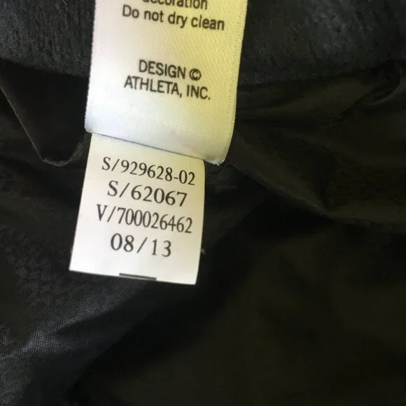 Athleta Toasty Buns Mini Skirt Women's Size 14 Black Quilted Puffer Insulated - Picture 10 of 12